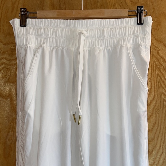 Lululemon Tearaway Pant - Picture 4 of 9